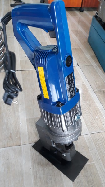 MÁY ĐỘT LỖ MHP-20 - Màu Xanh