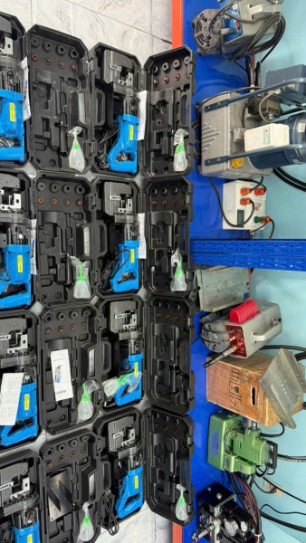 Máy Đột Lổ MHP-20A