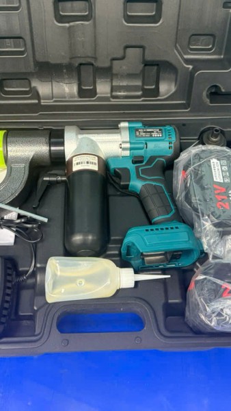 Đột Lổ Máng Cáp Pin MZS-32